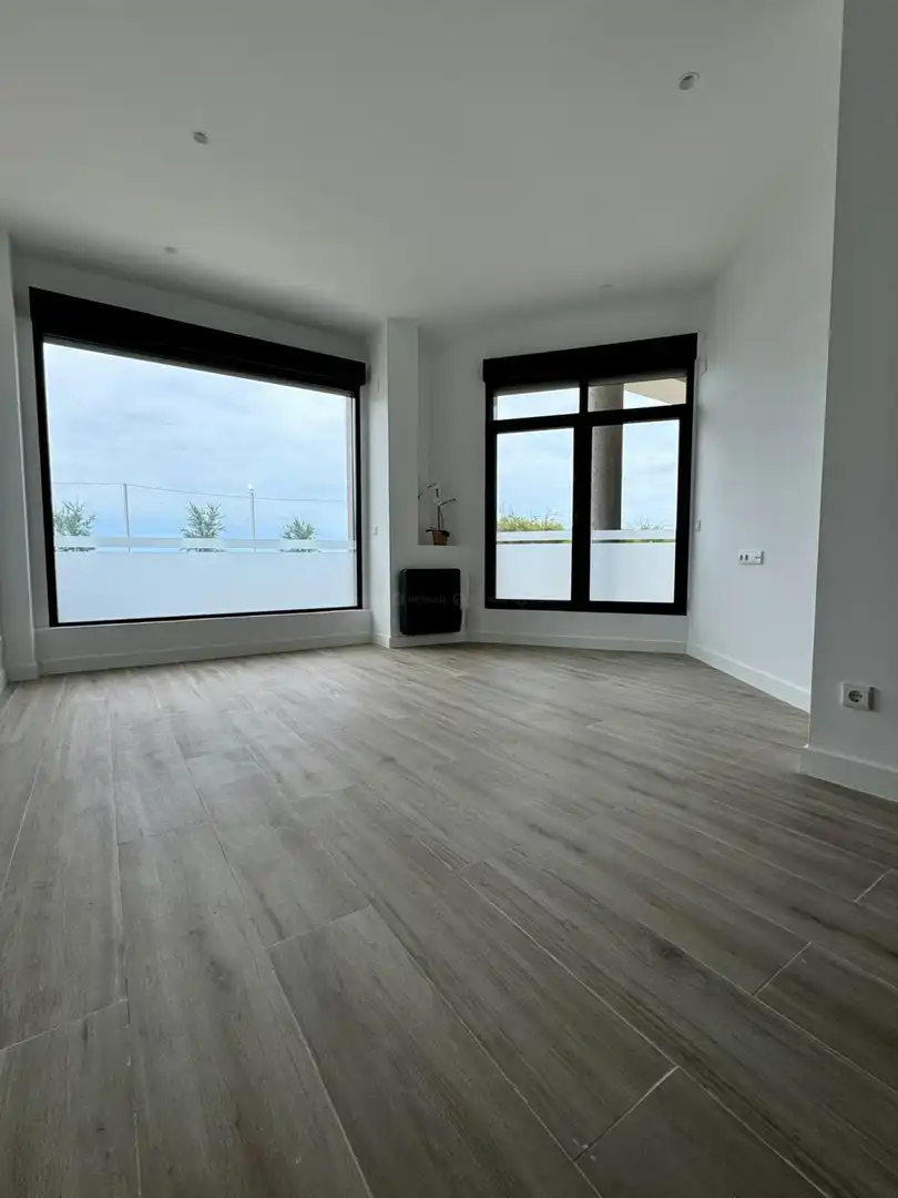 Sala d'estar de Pis en venda en Gijón  amb Calefacció