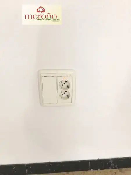 Oficina de lloguer a Torrellano, imagen 6
