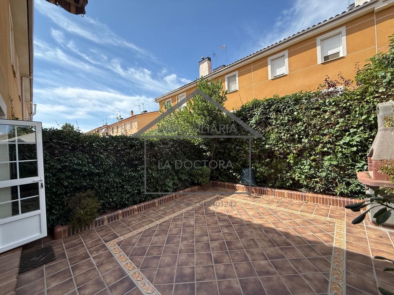 Garden of Single-family semi-detached for sale in Navalagamella  with Private garden