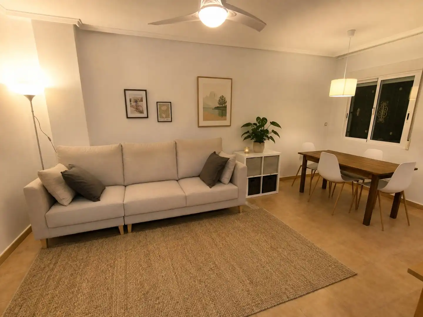 Sala de estar de Piso de alquiler en Orihuela con Aire acondicionado, Calefacción y Terraza