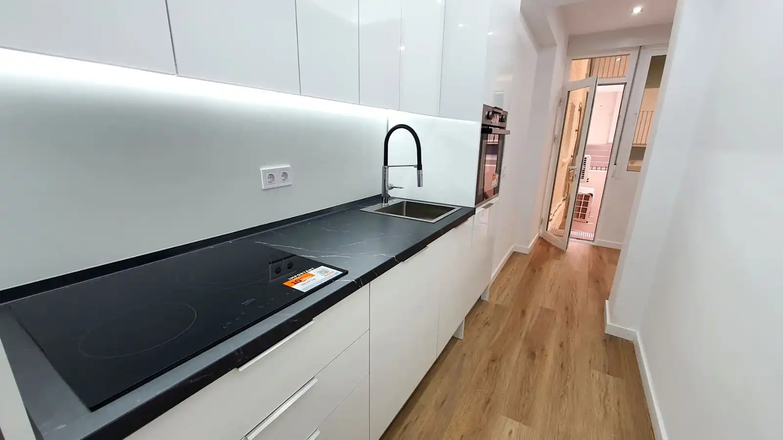 Cocina de Piso en venta en Fuengirola con Aire acondicionado, Parquet y Terraza