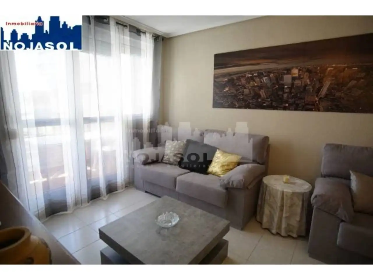 Appartamento in affitto a Calle Los Nogales 28, imagen 2