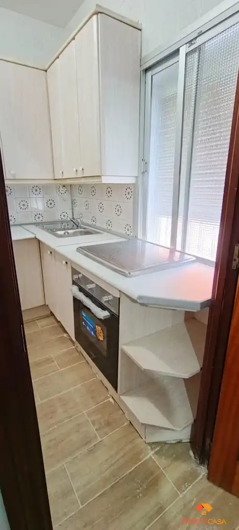 Cuina de Apartament en venda en Mérida amb Aire condicionat i Moblat
