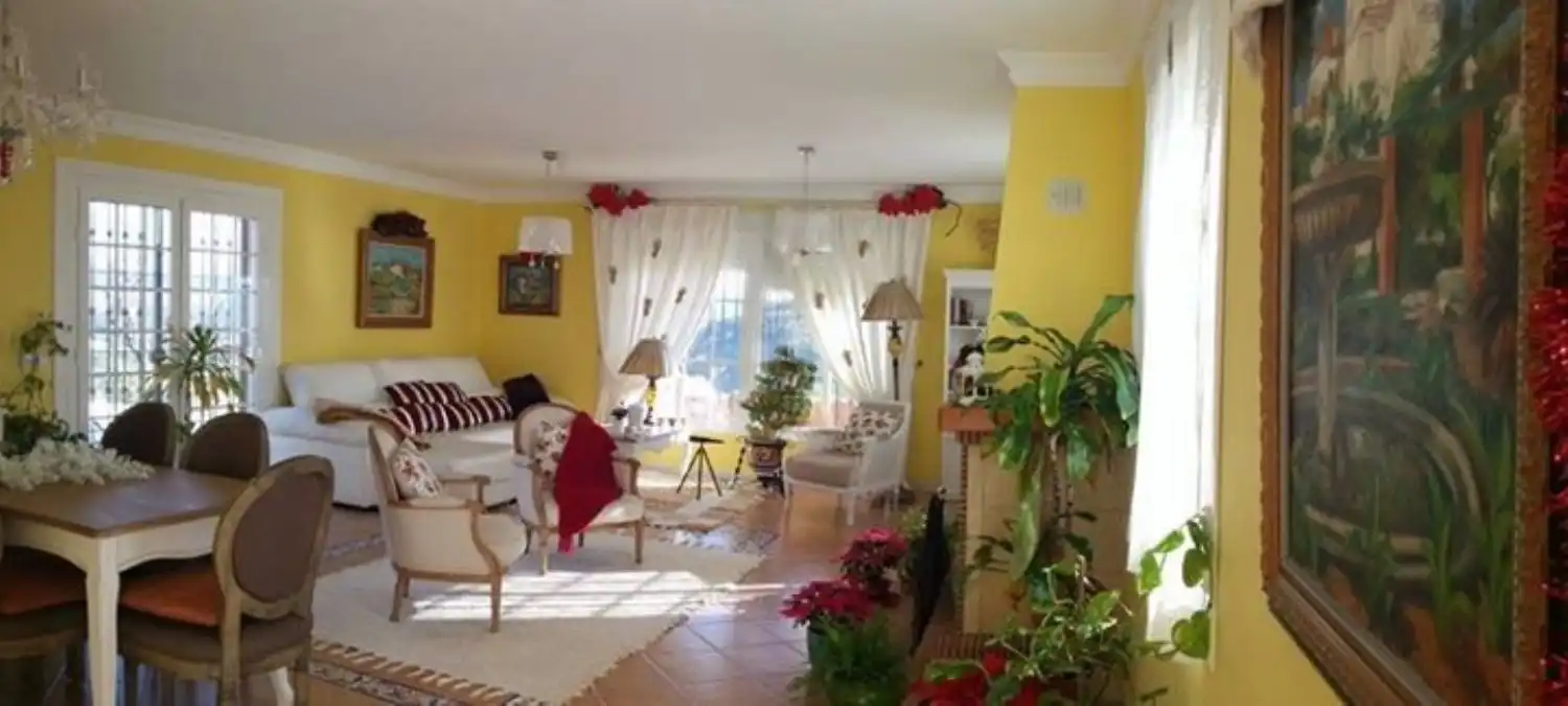 Sala de estar de Casa o chalet en venta en Algar con Piscina