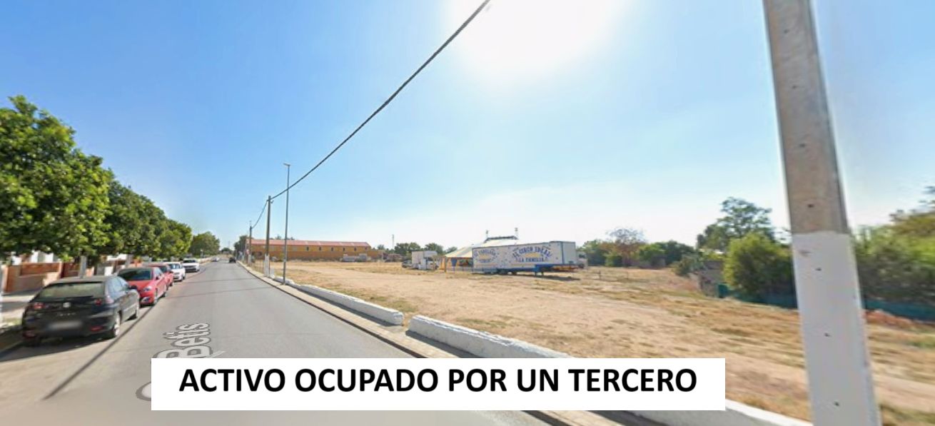 Box room for sale in Lora del Río