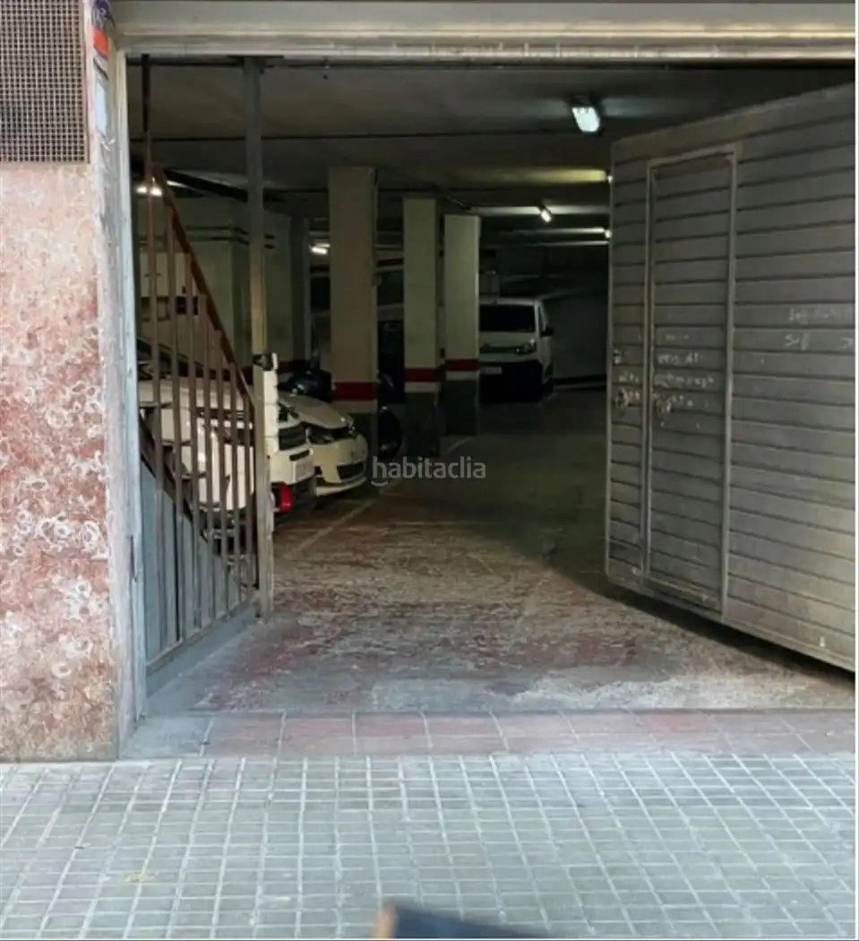 Nave industrial en venta en Carrer de Torns 27, imagen 2