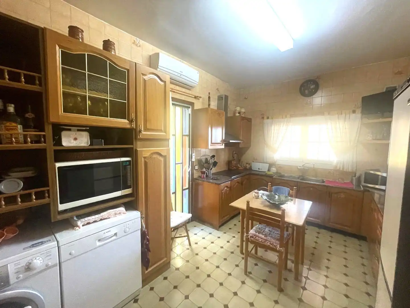 Cuina de Casa o xalet en venda en Castellbisbal amb Terrassa i Piscina