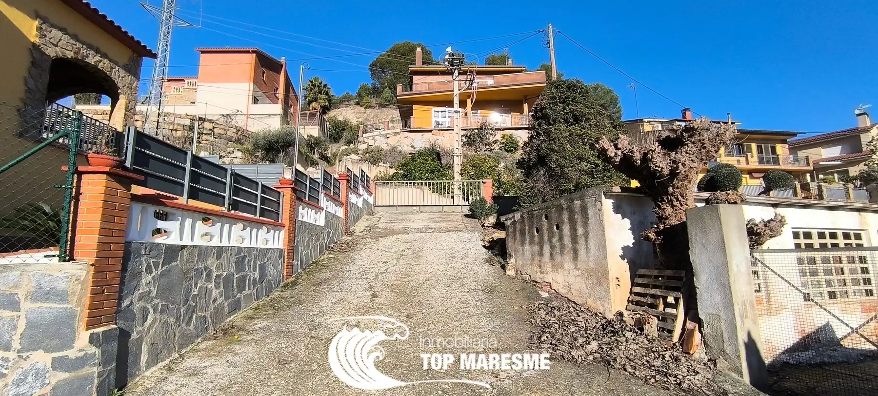 Vista exterior de Residencial en venta en Montornès del Vallès