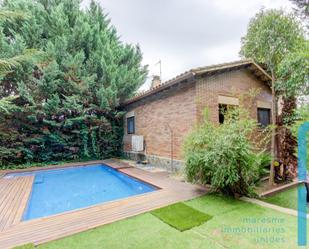 Jardí de Casa o xalet en venda en Dosrius amb Aire condicionat, Terrassa i Piscina