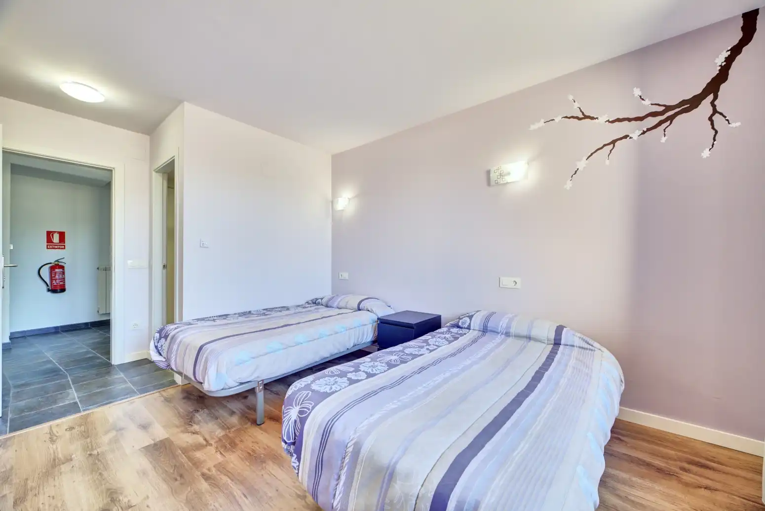 Schlafzimmer von Dachboden zum Verkauf in Undués de Lerda mit Heizung, Parkett und Terrasse