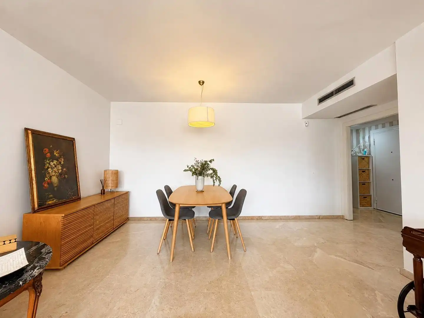 Comedor de Piso en venta en Alicante / Alacant con Aire acondicionado, Calefacción y Amueblado