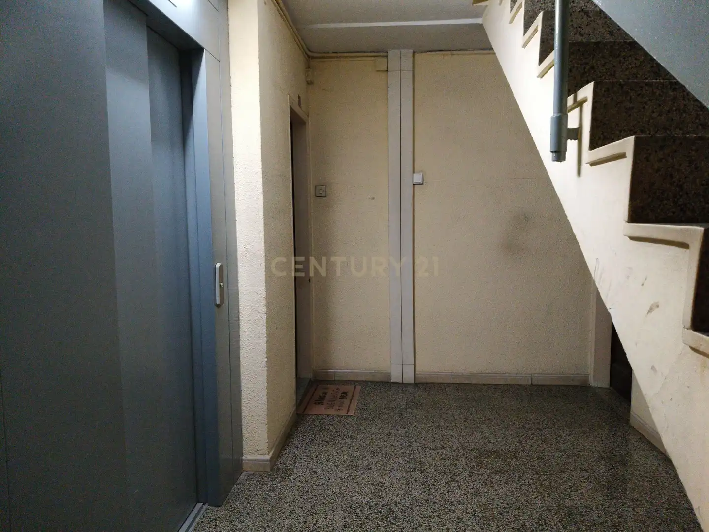 Flat for sale in Ripollet