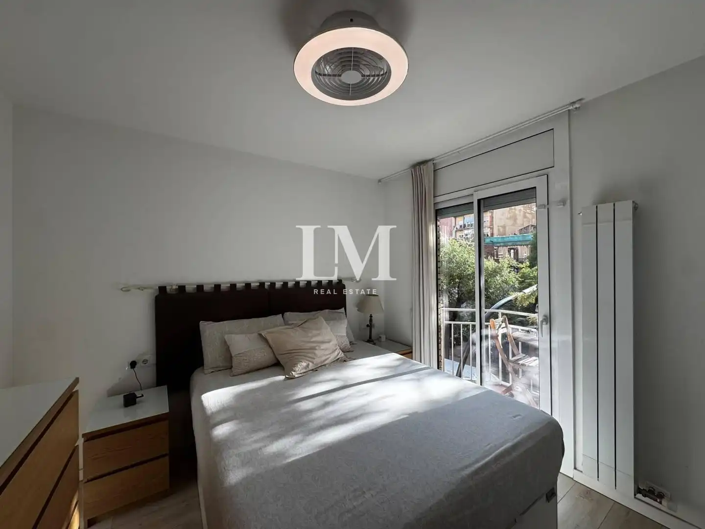 Dormitori de Apartament en venda en Gràcia