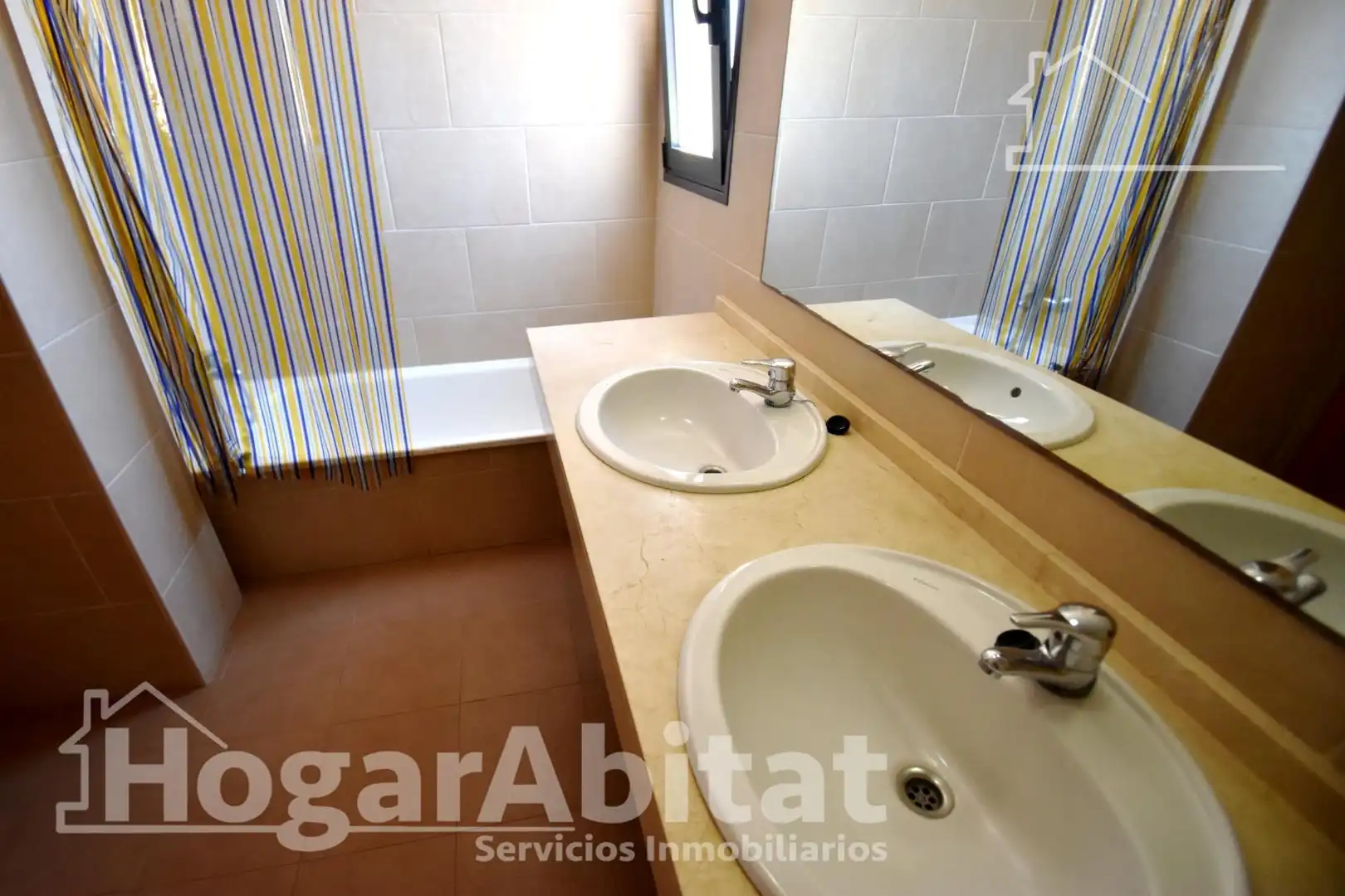 Bany de Àtic en venda en Oropesa del Mar / Orpesa amb Aire condicionat, Terrassa i Moblat