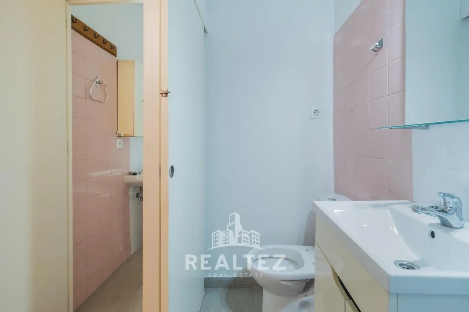 Bathroom of Flat for sale in Jerez de la Frontera  with Terrace, Balcony and Alarm