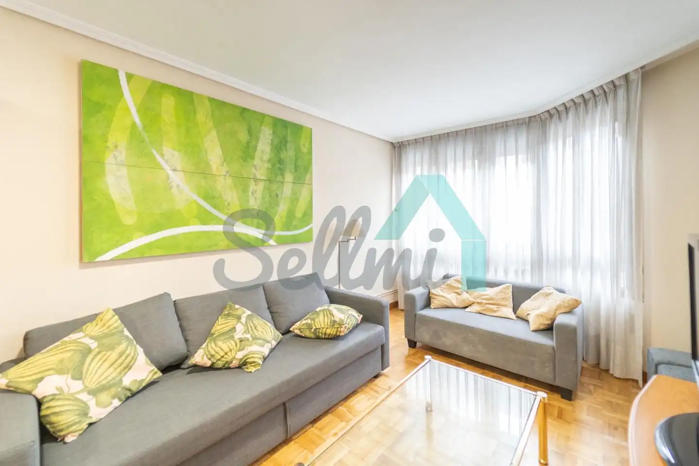 Wohnzimmer von Wohnung zur Miete in Parres mit Heizung, Parkett und Terrasse