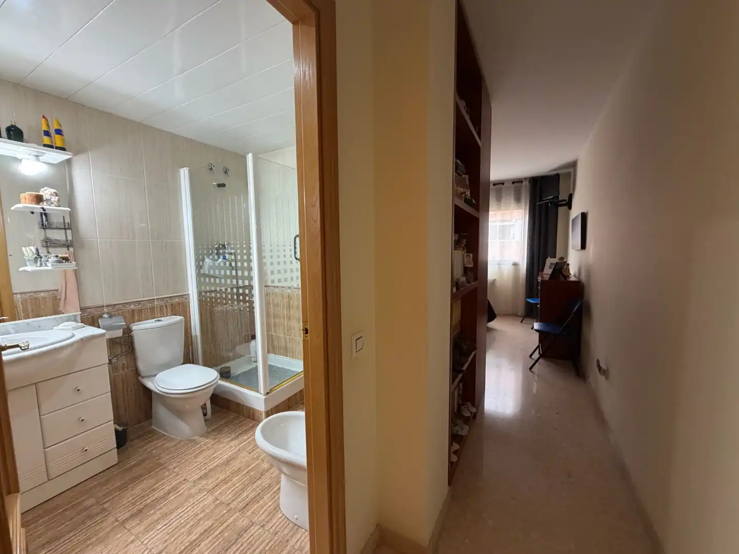 Piso en venta en Sant Boi de Llobregat con Calefacción, Terraza y Amueblado