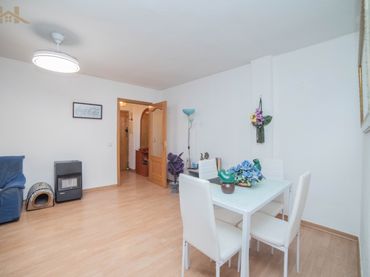 Flat with lift for sale in Avenida de las Naciones