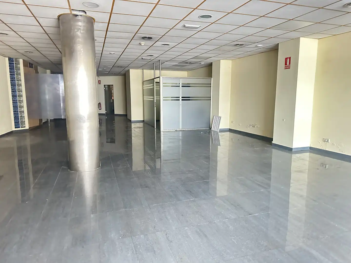 Local comercial de lloguer a Rúa do Hórreo, imagen 4