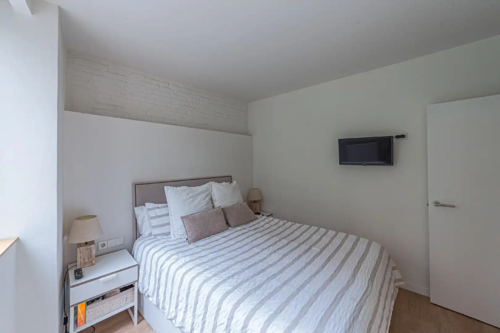 Schlafzimmer von Wohnung zum Verkauf in Barcelona mit Klimaanlage, Heizung und Parkett