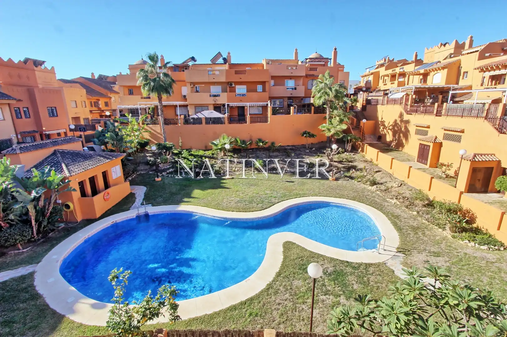 Adossat amb piscina en venda a Calle Naufragio 86