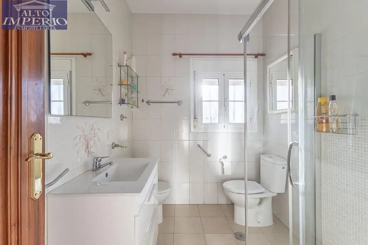 Maison avec jardin à vendre à Barrio de la Vega, imagen 16