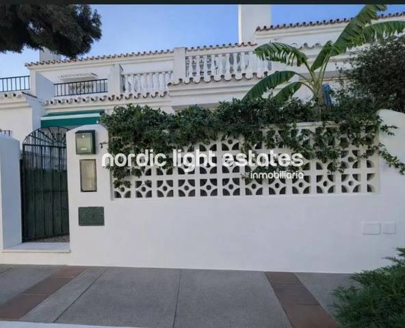 Casa-chalet en Venta en Playa del Rincón