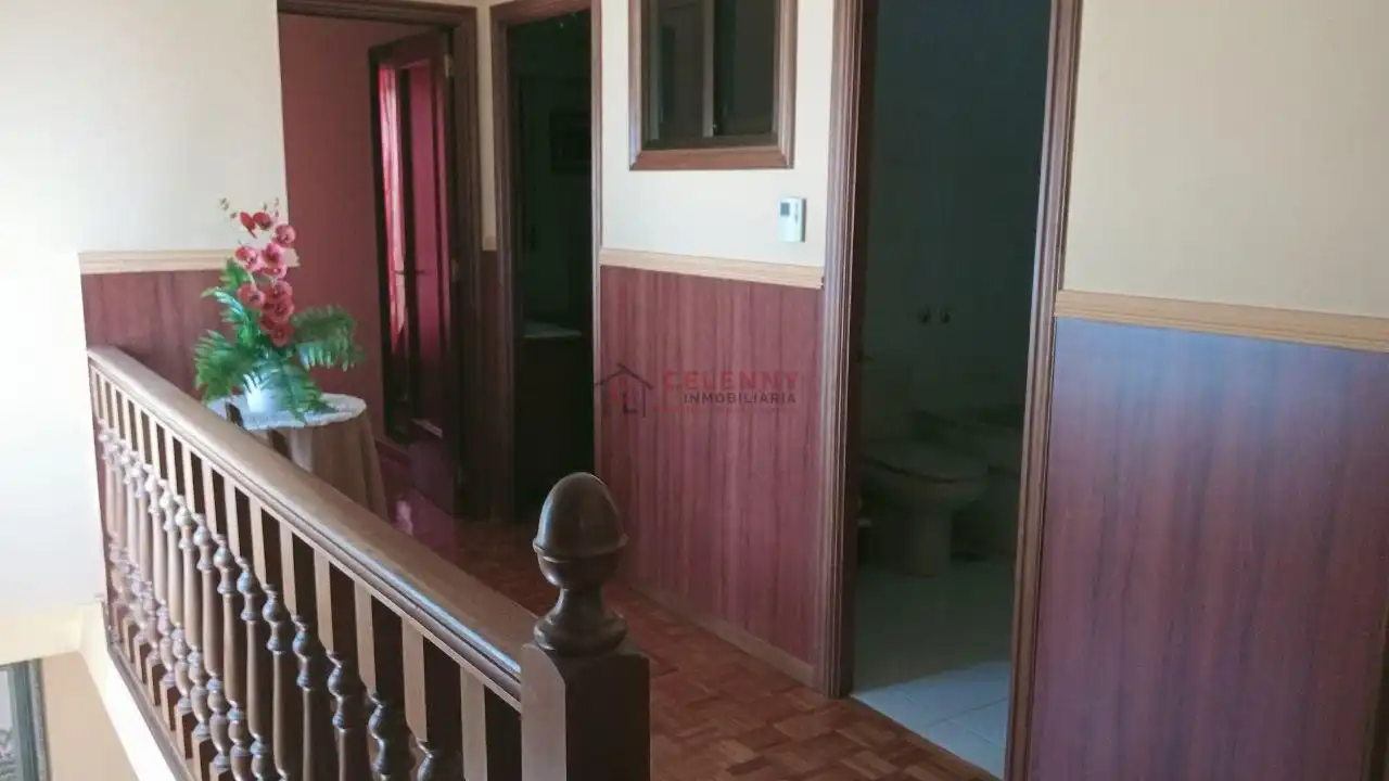 Casa o chalet en venta en San Cibrao das Viñas con Calefacción, Jardín privado y Terraza