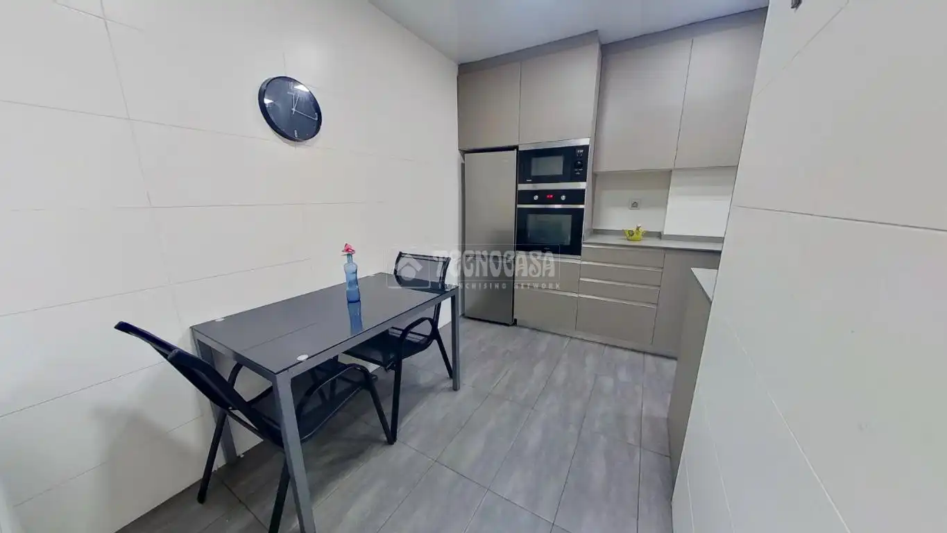 Cocina de Piso en venta en Sabadell con Aire acondicionado