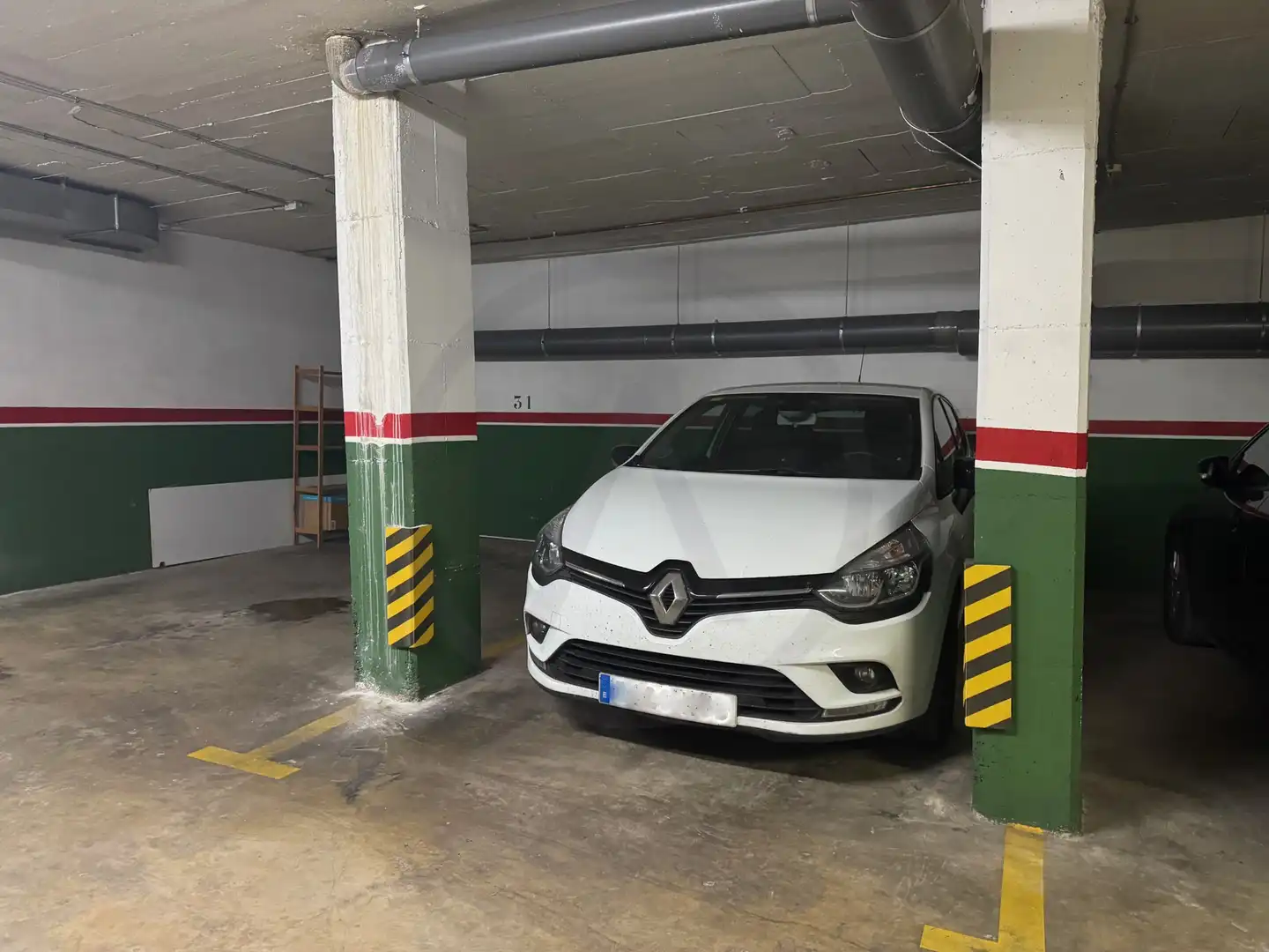 Parkplatz von Wohnung zum Verkauf in Terrassa mit Klimaanlage, Heizung und Parkett