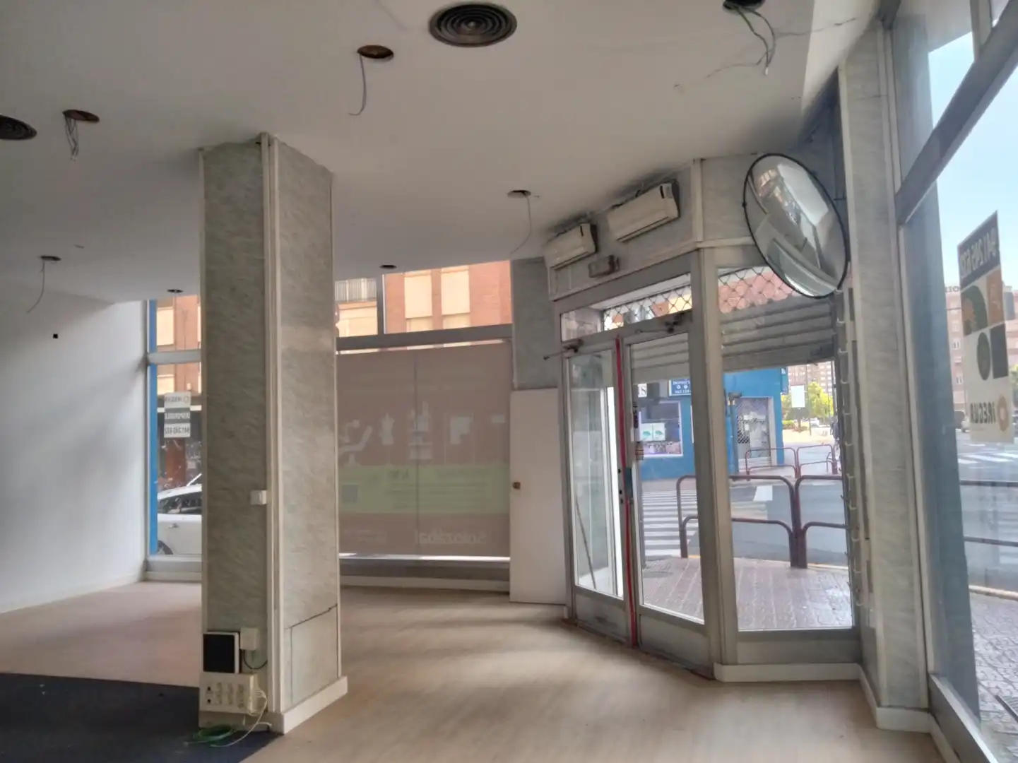 Geschaftsraum zur Miete in  Logroño