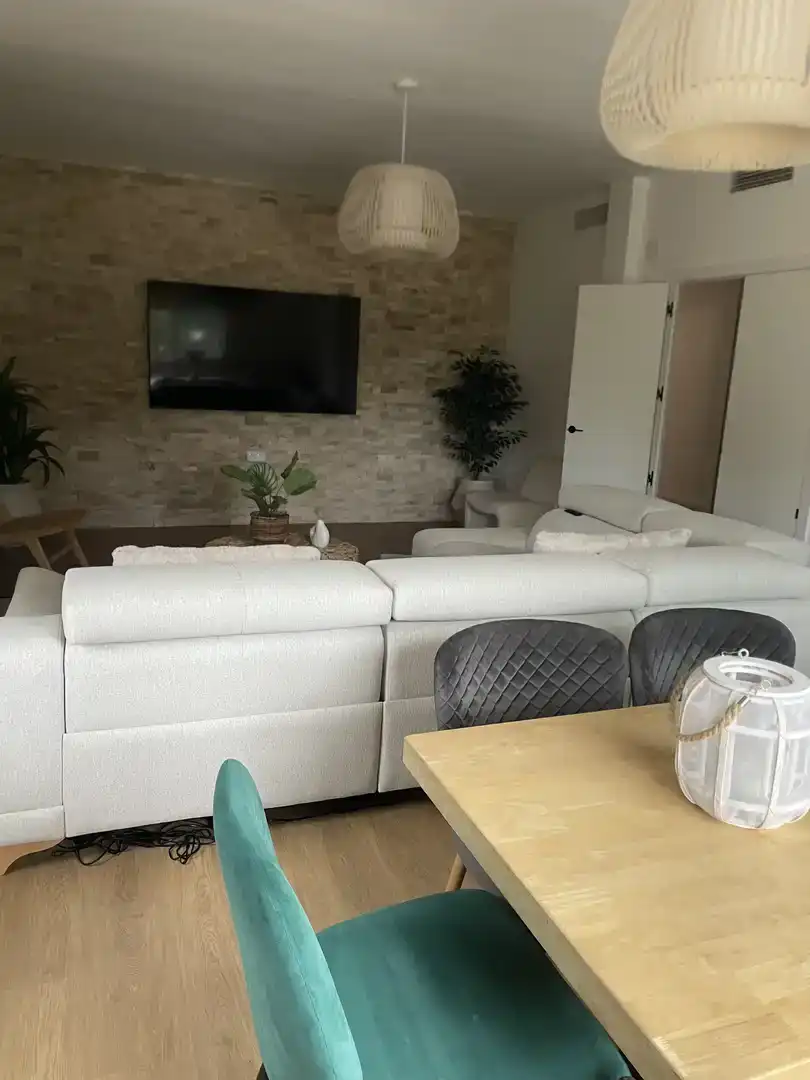 Sala de estar de Casa o chalet en venta en Córdoba con Aire acondicionado, Jardín privado y Parquet