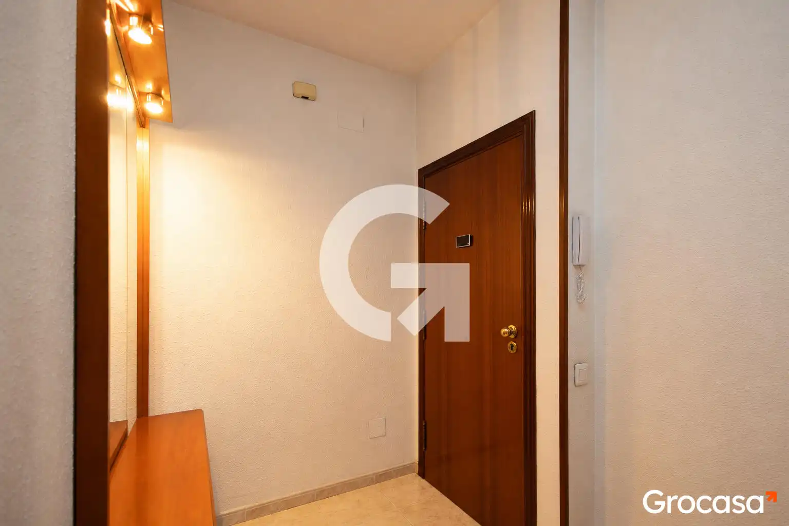 Piso en venta en Sant Vicenç Dels Horts con Calefacción, Amueblado y Horno