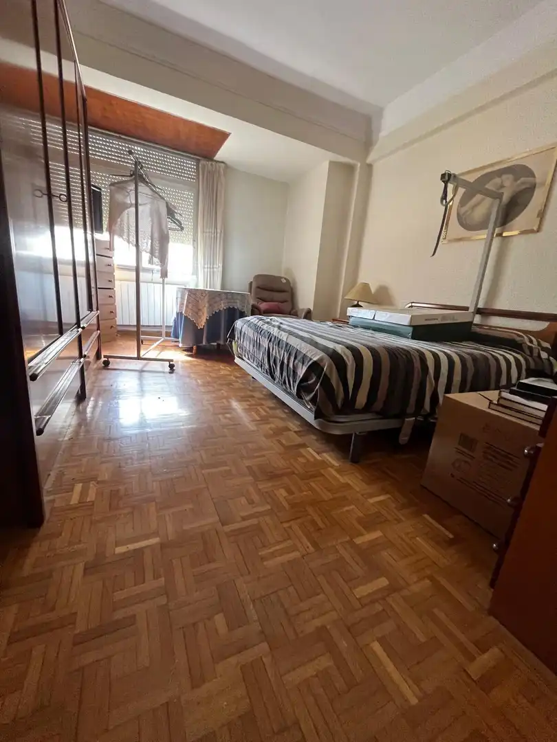Schlafzimmer von Wohnung zur Miete in Castellón de la Plana / Castelló de la Plana mit Heizung, Parkett und Möbliert