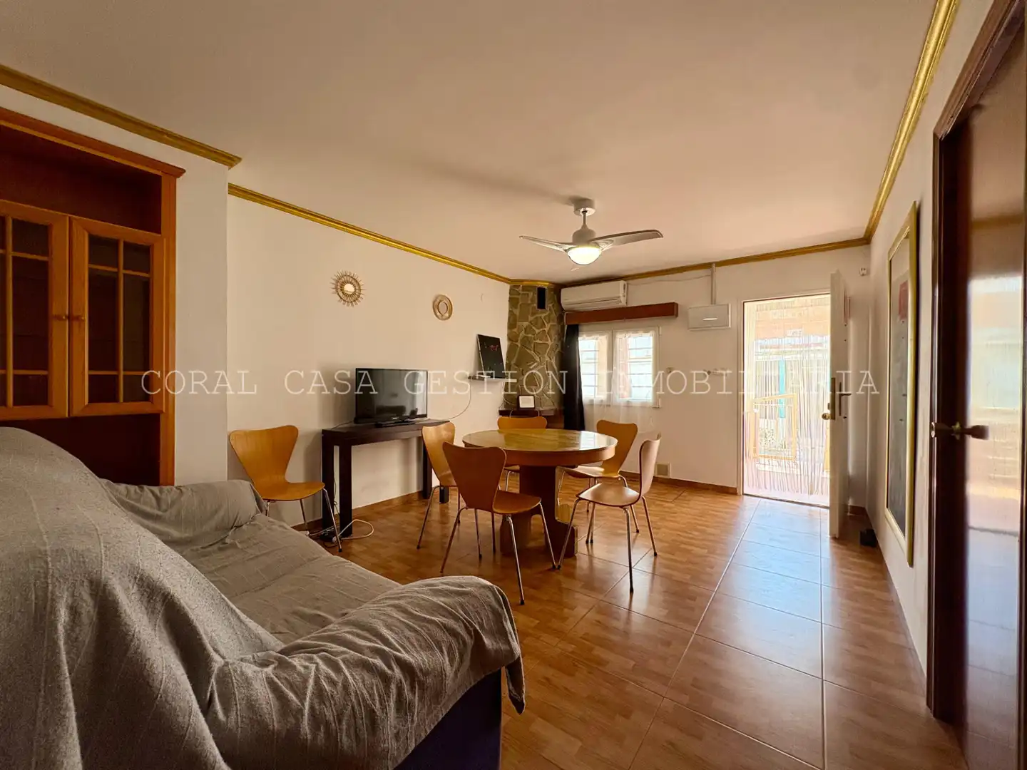 Exterior view of Detached homes for rent in Sagunto / Sagunt  with Air Conditioner, Terrace and Furnished