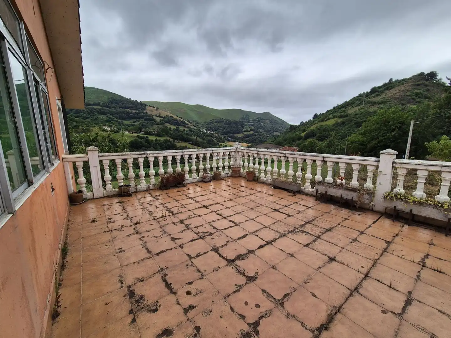 Casa con terraza en venta en Belmonte de Miranda, imagen 18