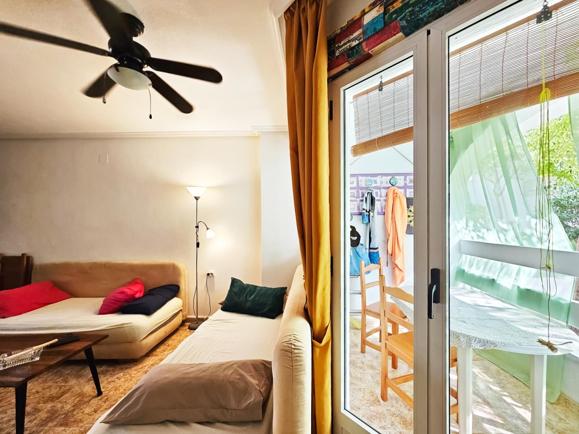 Habitación de Casa o chalet en venta en Santa Pola con Terraza, Balcón y Piscina comunitaria