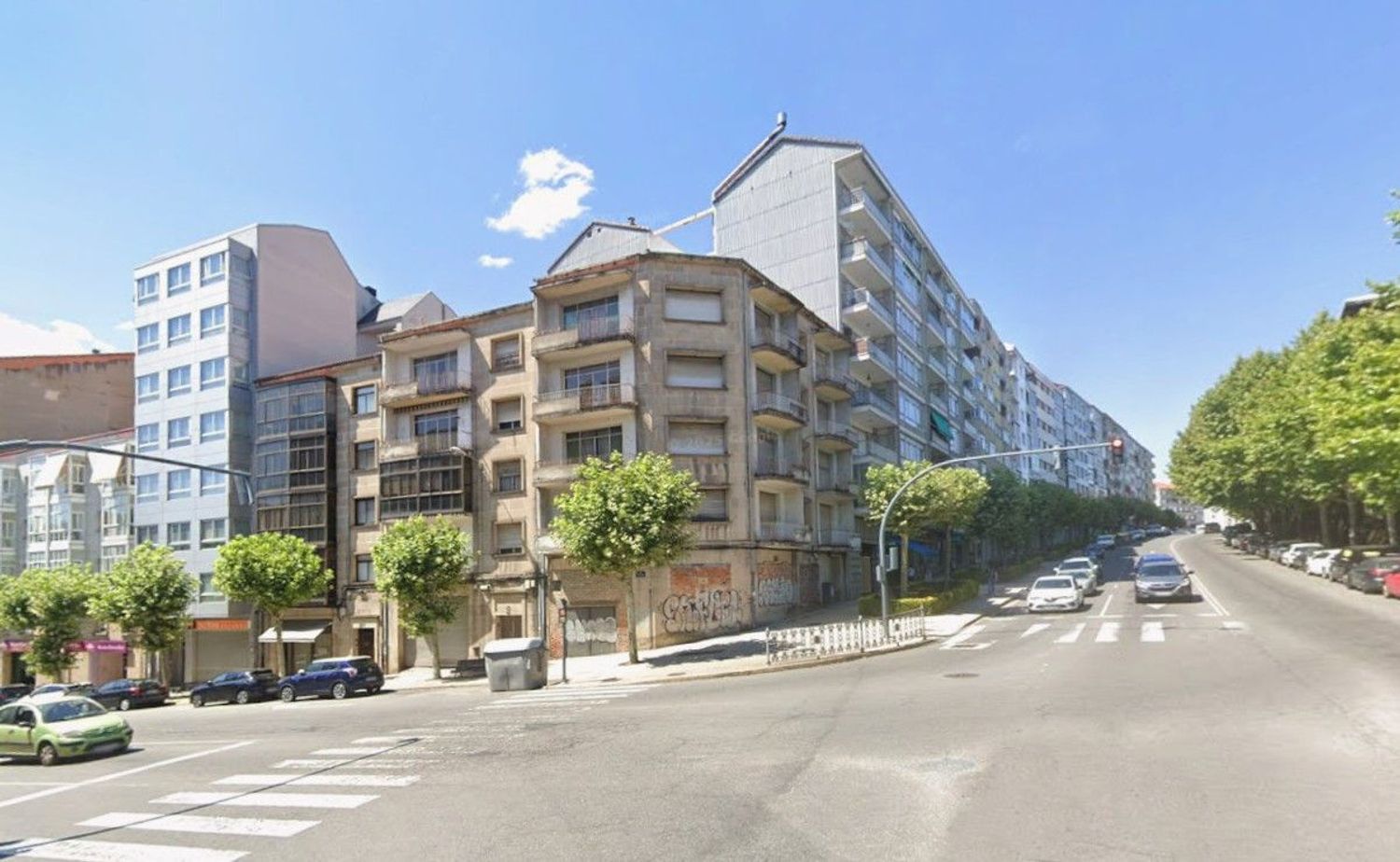 Vista exterior de Edifici en venda en Ourense Capital 