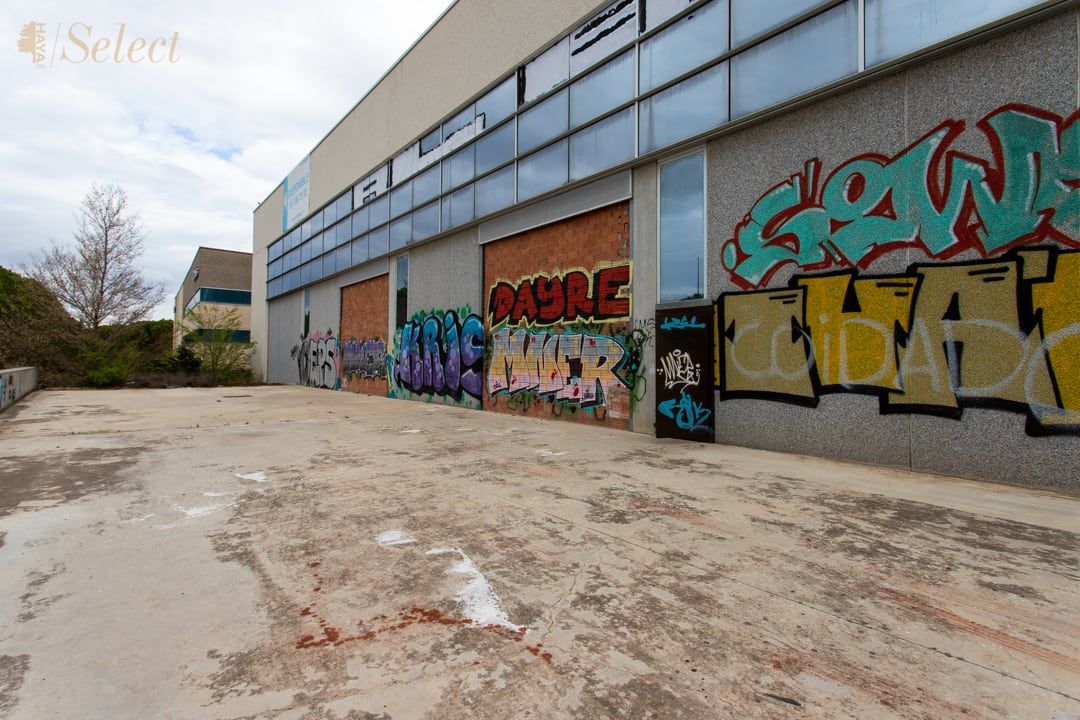 Building for sale in C/ Font de les Graus, Polígon Industrial Domenys