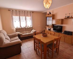 Living room of Single-family semi-detached for sale in La Ginebrosa  with Terrace and Oven