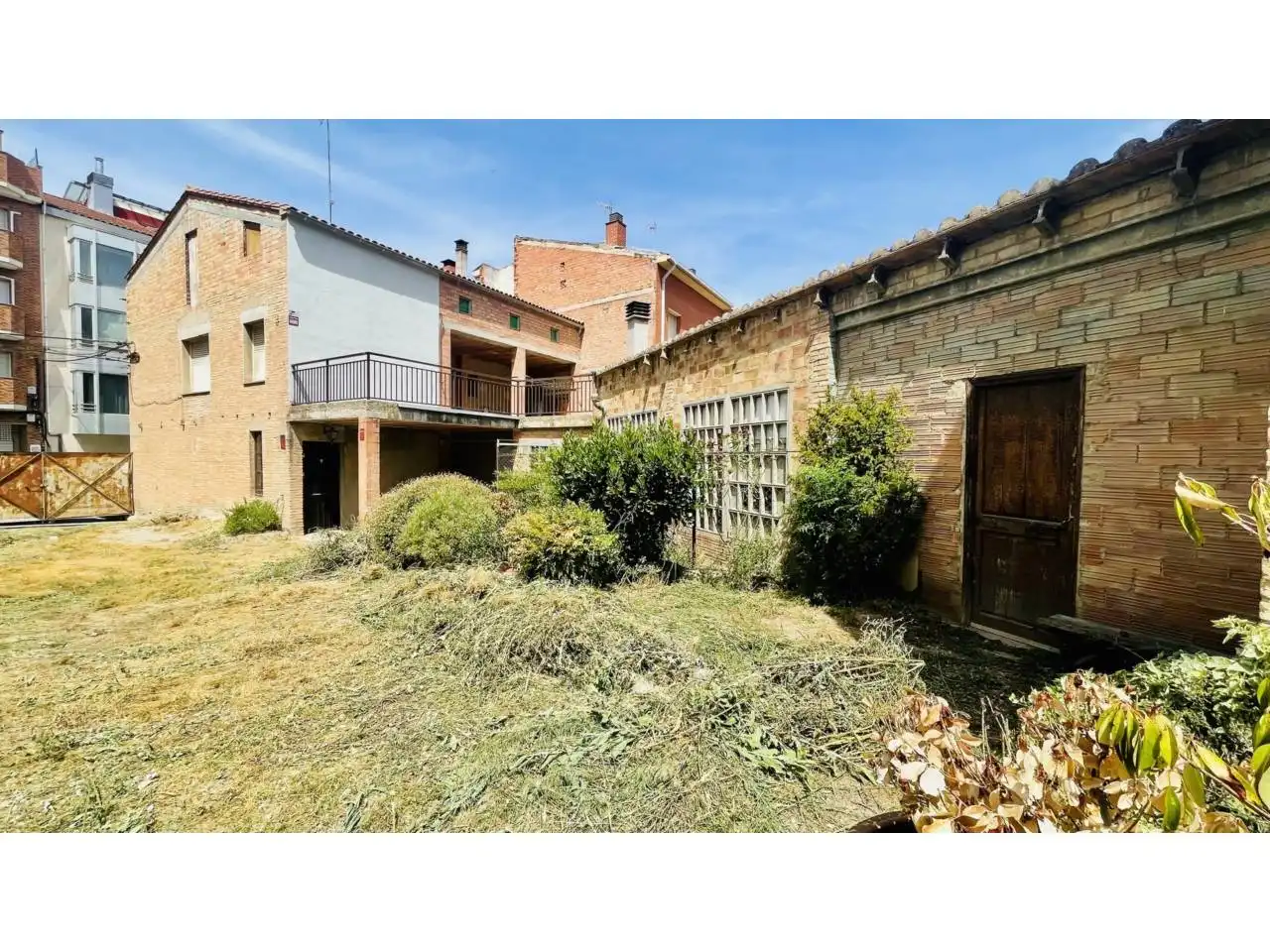 Vista exterior de Residencial en venta en Manresa