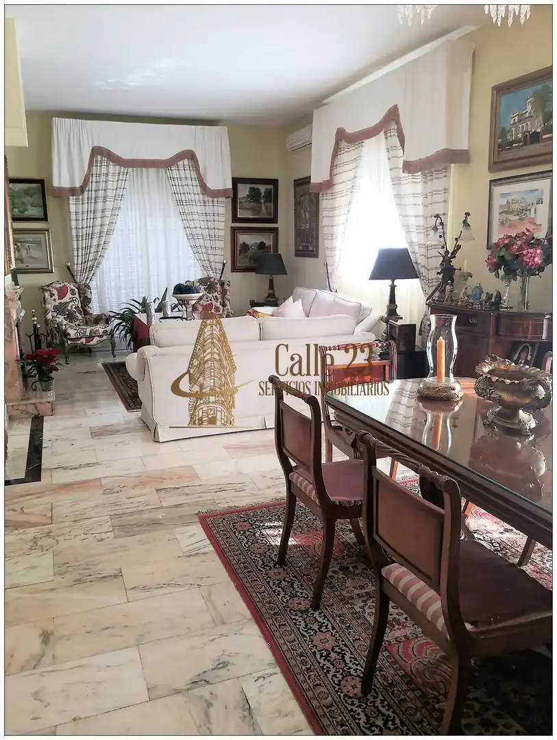 Sala de estar de Edificio en venta en Huelva