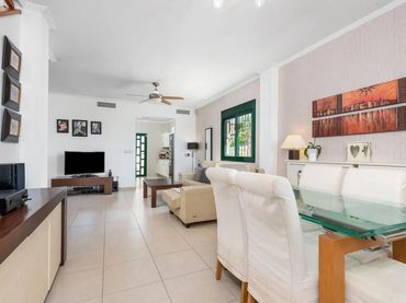 Villa avec piscine à vendre à Ciudad Quesada