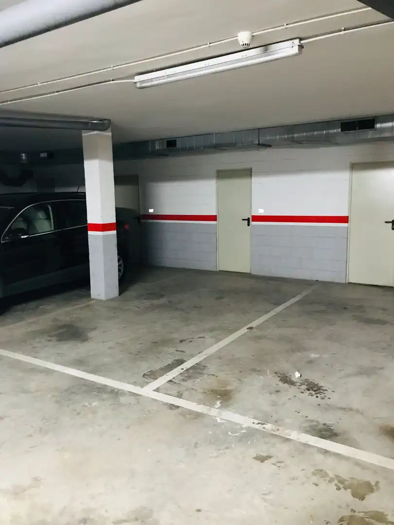 Einzelparkplatz zum Verkauf in Avinguda de la Pau, imagen 2
