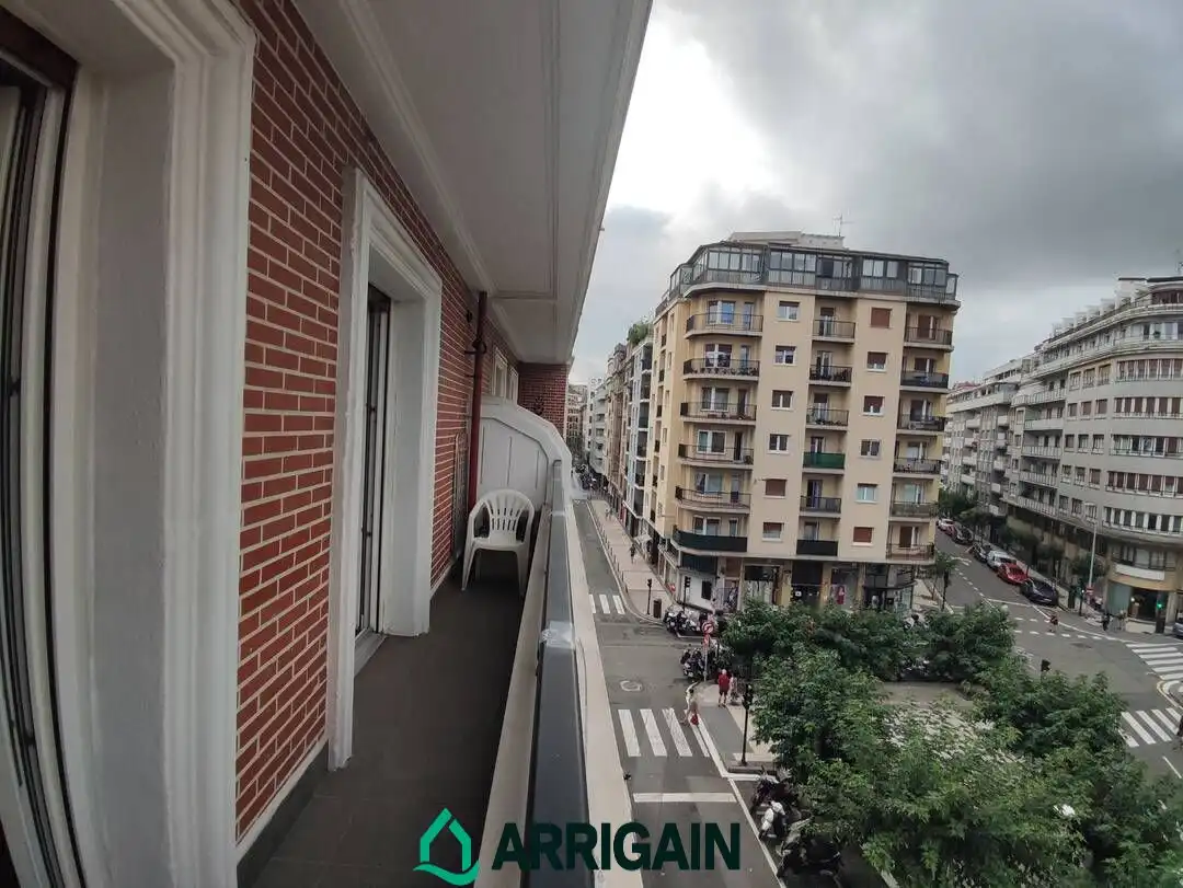 Piso de alquiler en Gros