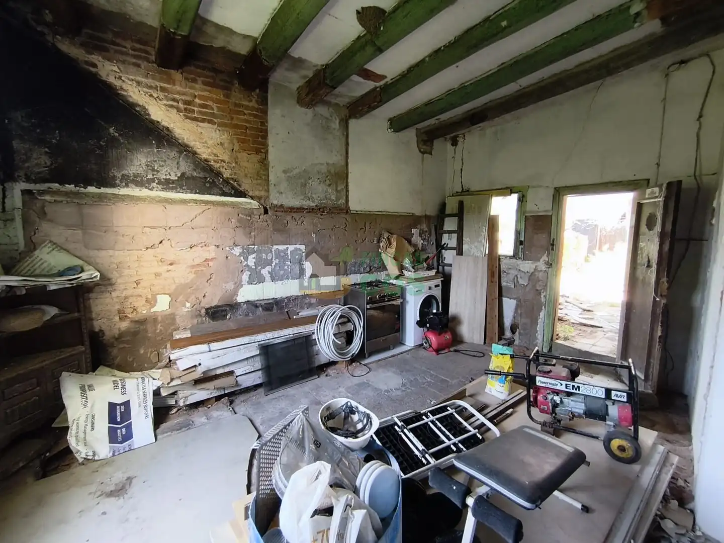 Cuina de Casa o xalet en venda en Sant Cugat del Vallès amb Jardí privat, Terrassa i Balcó