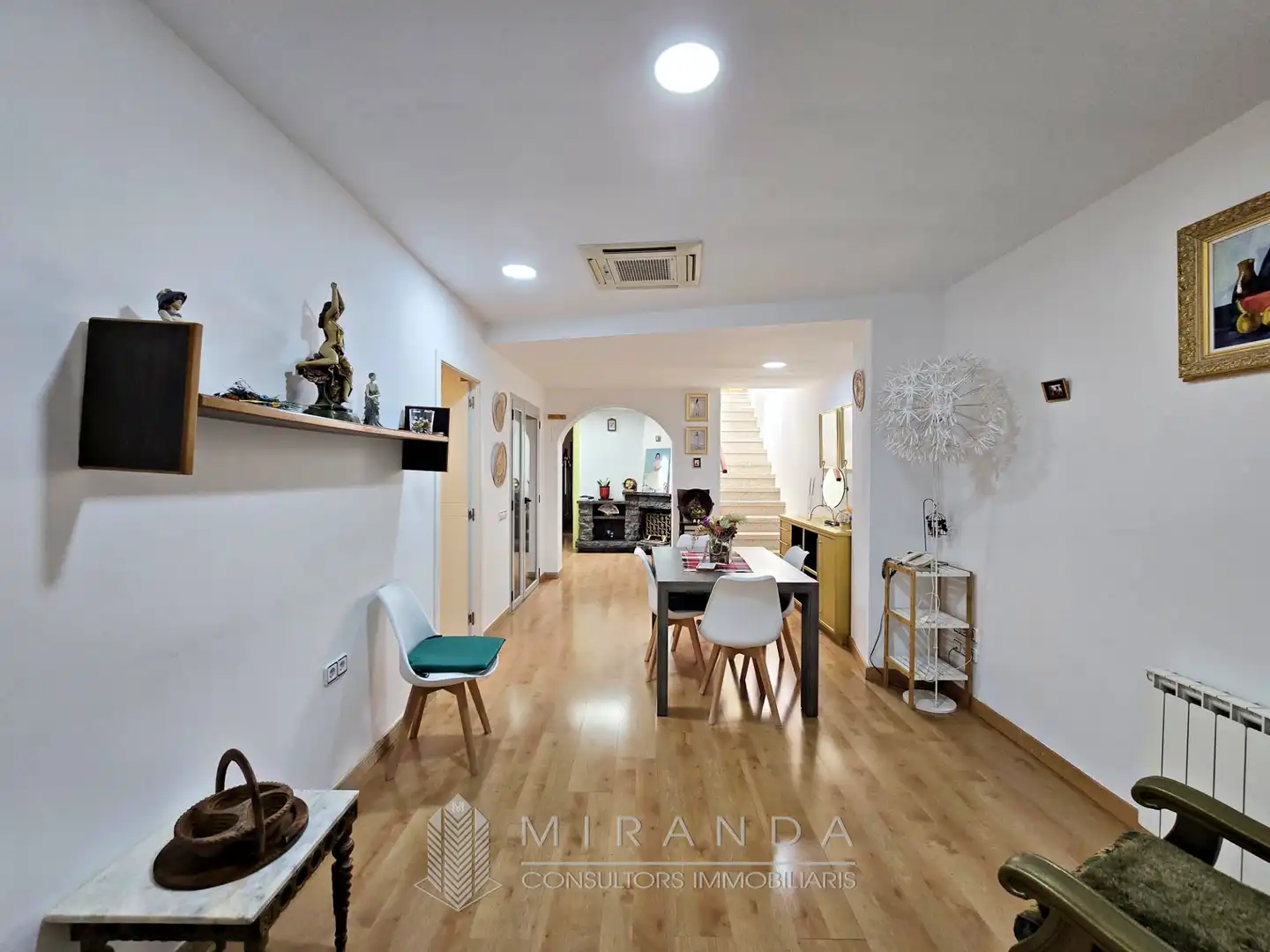 Casa adosada de alquiler con opción a compra en Breda con Aire acondicionado, Calefacción y Parquet