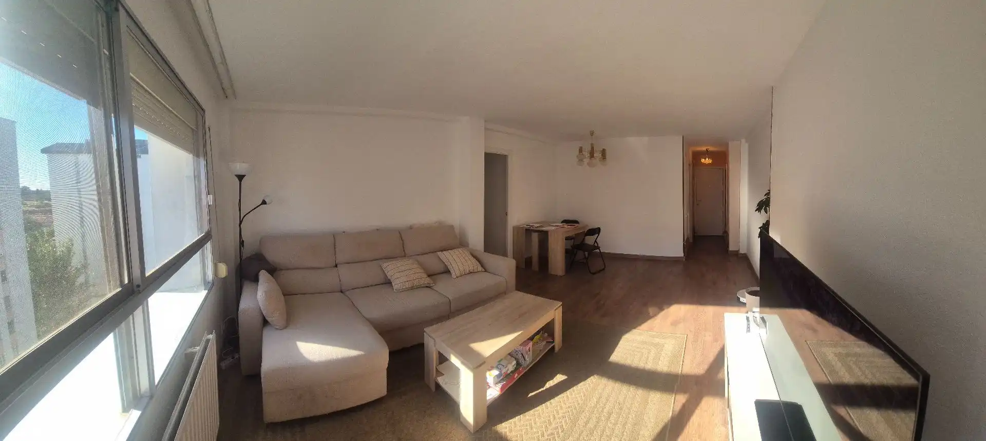 Sala de estar de Piso en venta en Laguna de Duero con Calefacción y Amueblado
