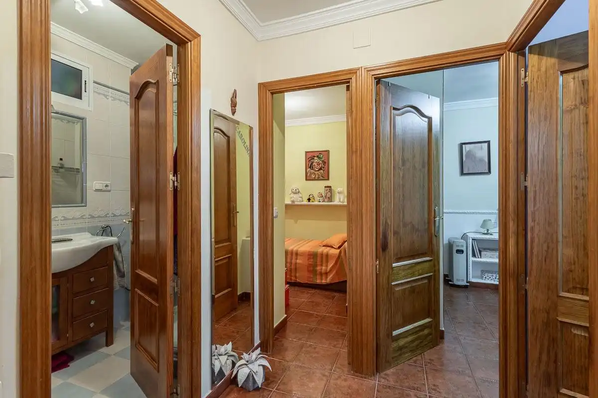 Flat for sale in Granada