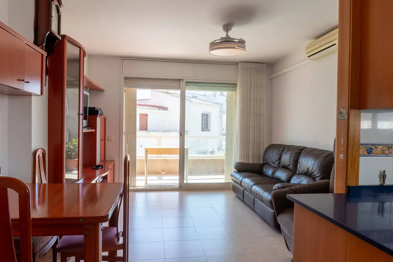 Sala de estar de Piso en venta en Cubelles con Aire acondicionado, Calefacción y Terraza